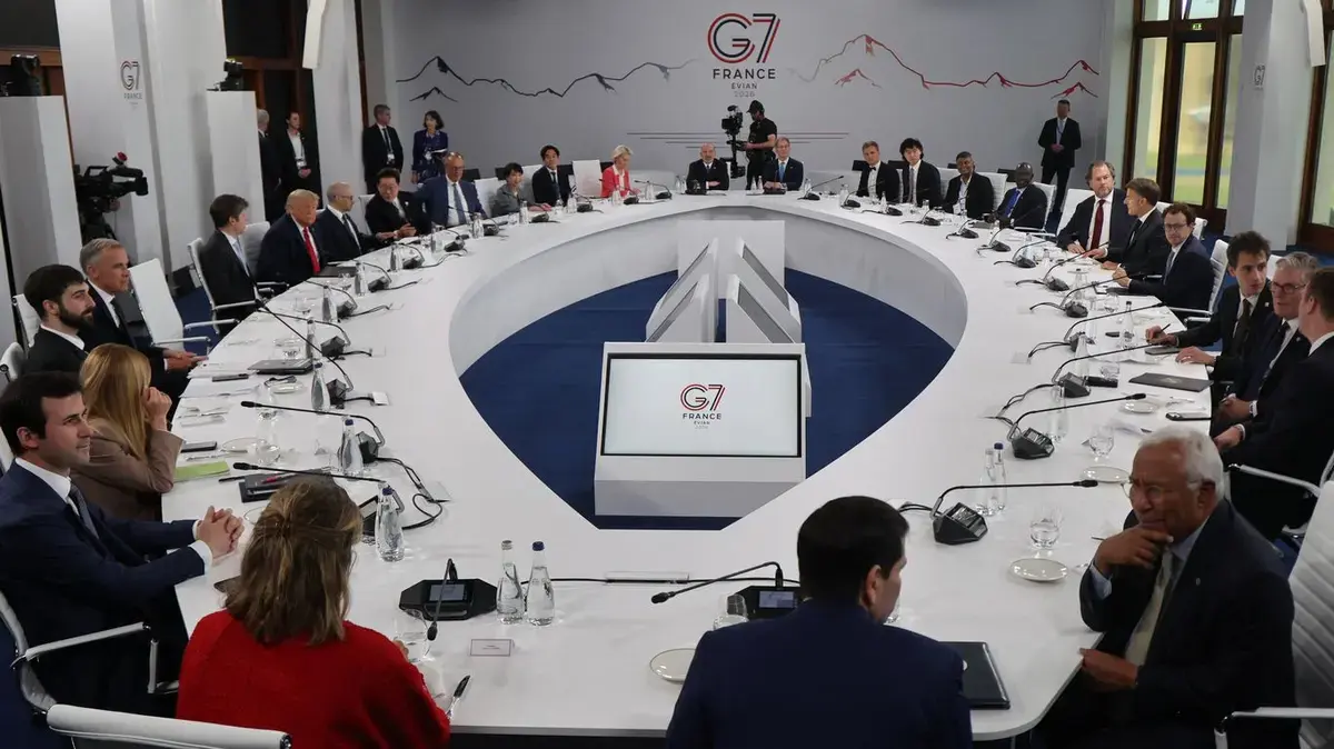 AI CEOs Take Helm of Nation-States in New Global Order