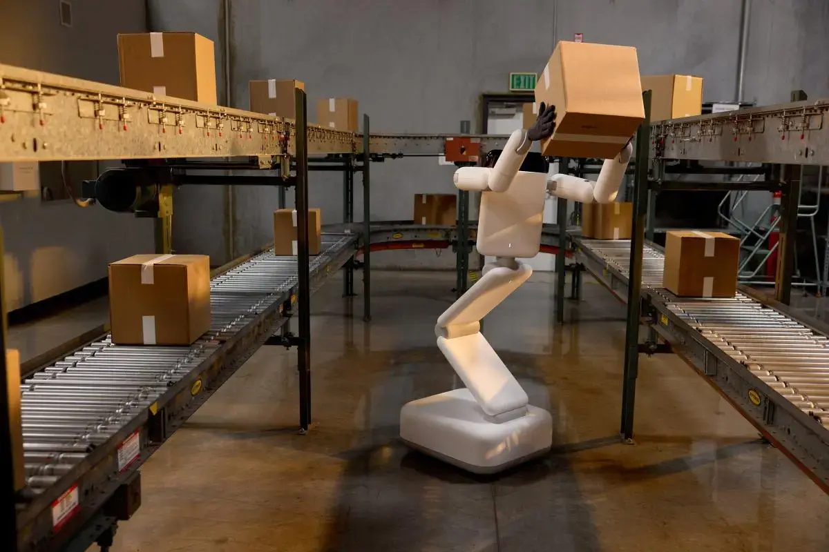 As Machines Take Over, US Government Must Act