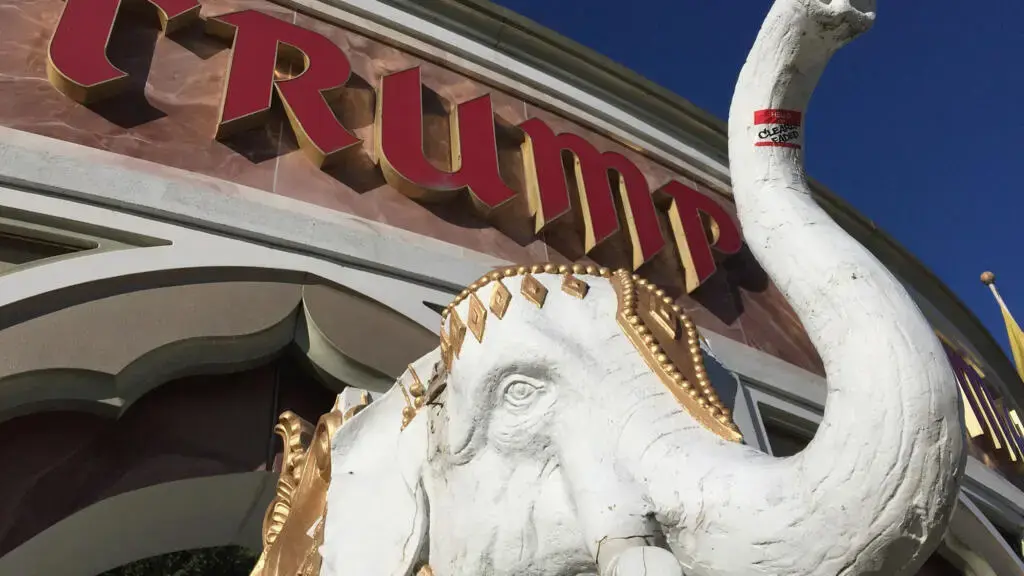 Capital One Defends 2021 Closure of Over 300 Trump‑Linked Accounts Citing Money‑Laundering Review