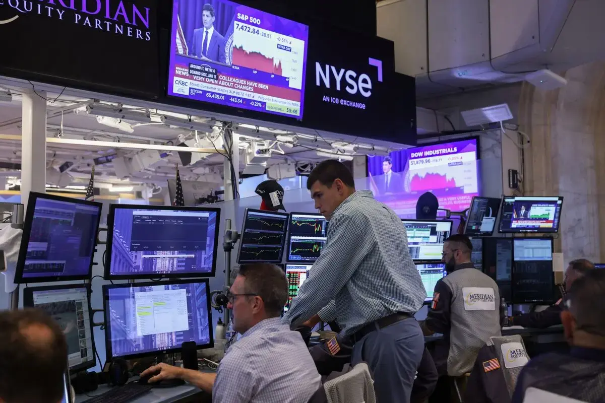 European Stocks Surge as Stagflation Fears Recede