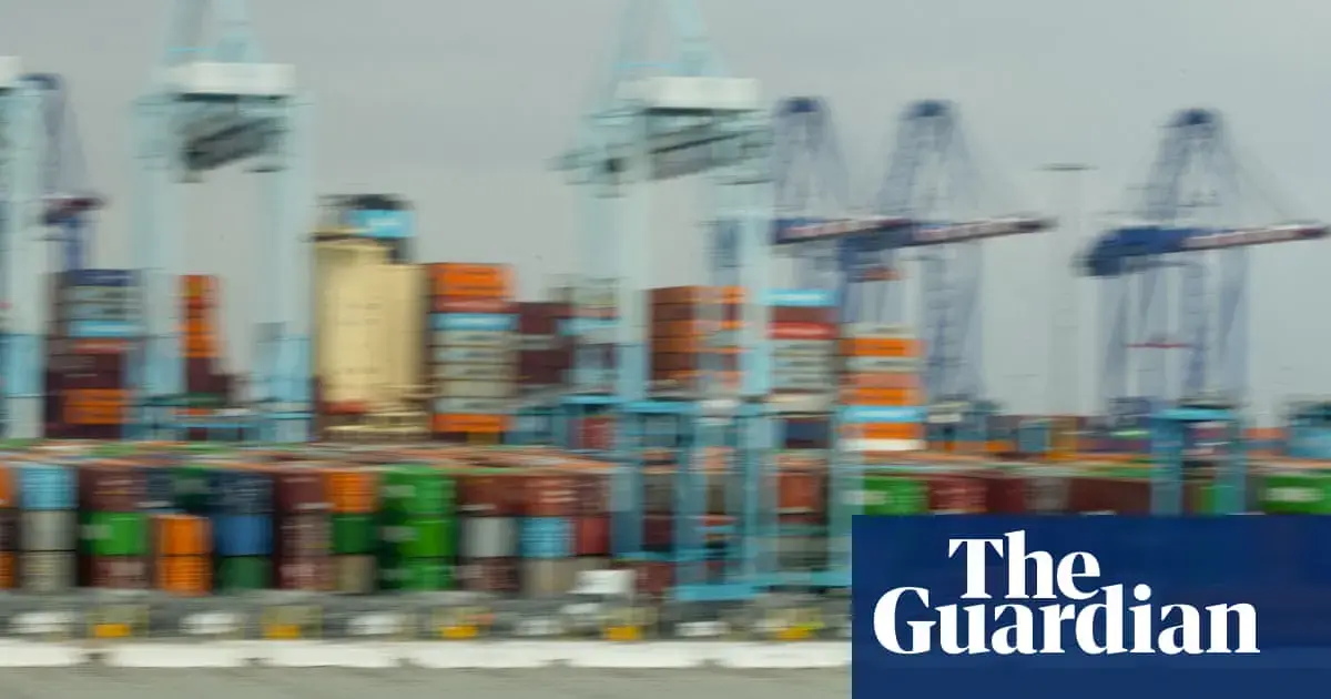 Hormuz Strait Reopening: Minimal Shipping Disruption Expected