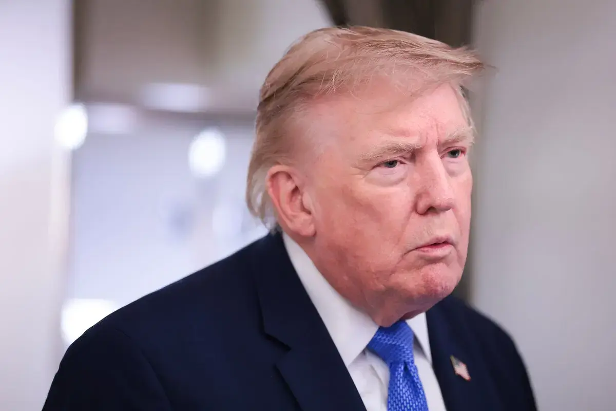 Trump Predicts Hormuz Deal as Peace Talks Restart