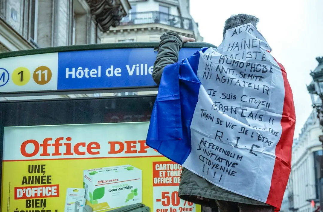 French Bond Stress Deepens as Buyers Remain On The Sidelines