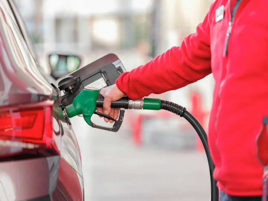 Fuel Prices Surge in Italy as Tax Cuts Expire, Hauliers Threaten Action