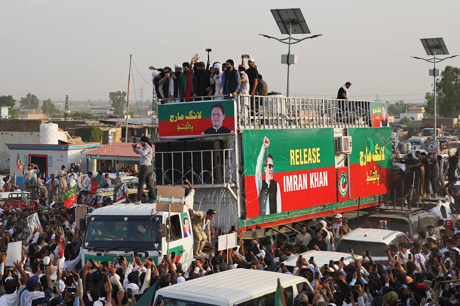 Imran Khan’s Backers Rally in Lakki Marwat, Demanding His Release