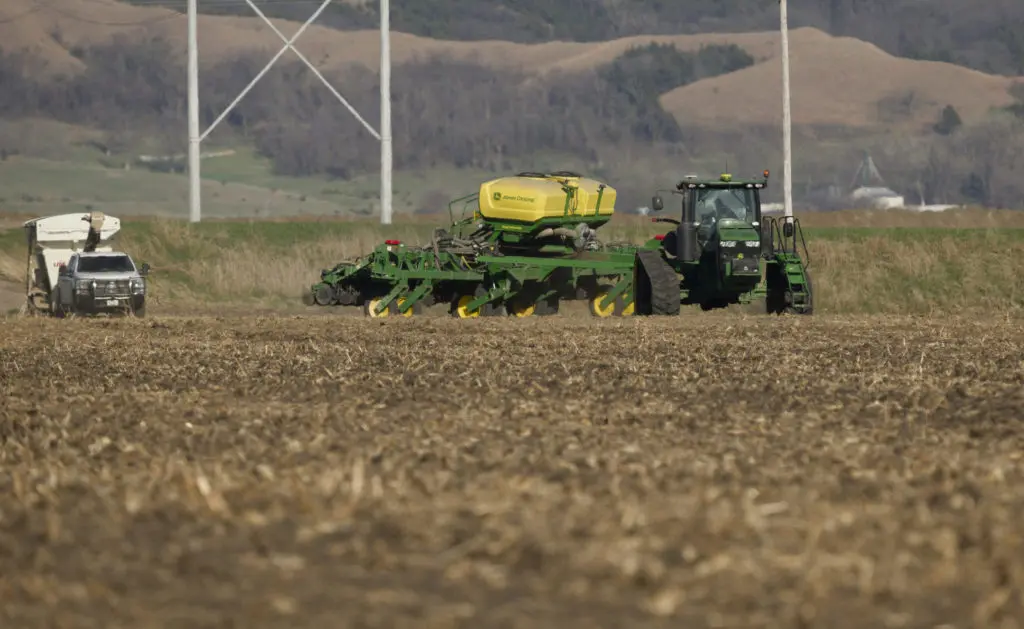 Rising Diesel Costs Threaten Iowa Republican Midterm Prospects