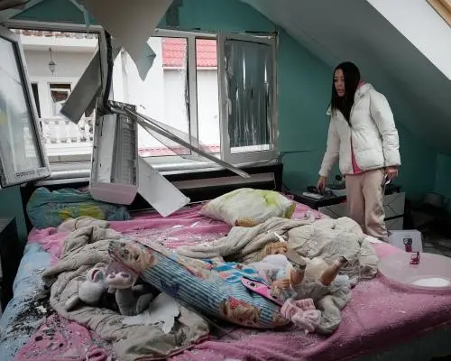 Russia strikes Kyiv hours after agreeing to restart Ukraine talks