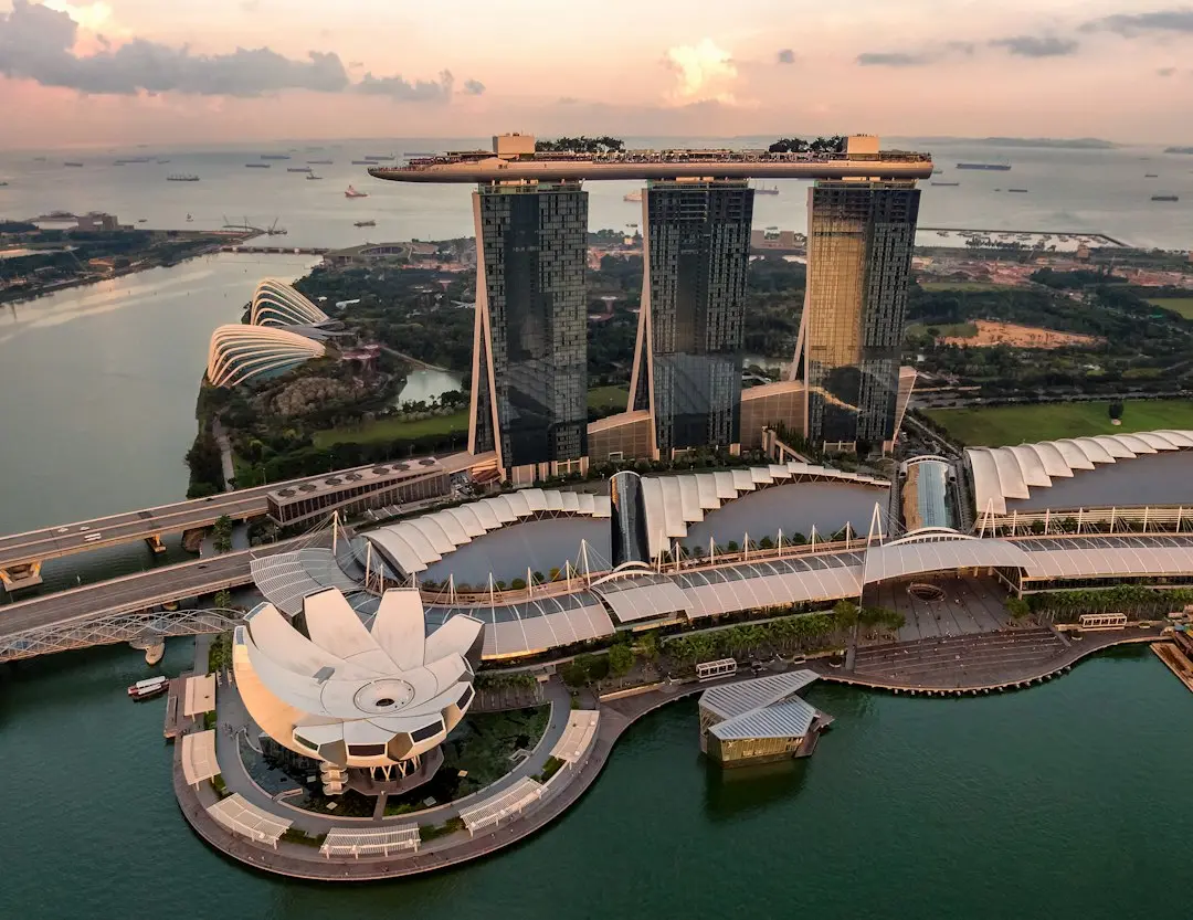 Singapore Economic Growth Moderates Amid Global Market Shifts